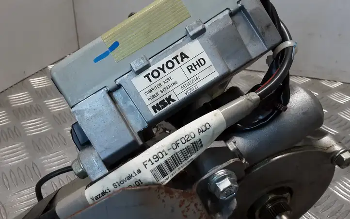 Toyota Verso (2009 - 2012) EATCEC0141 Насос гидроусилителя руля — фото 4