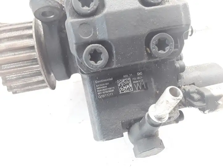 Nissan Qashqai (2013 - 2017) H8201100115 Топливный насос — фото 8