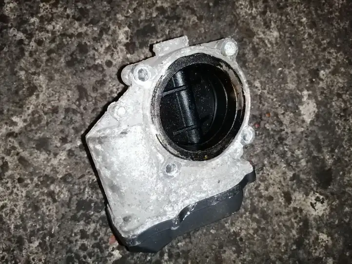 Audi A4 S4 B8 8K (2011 - 2015) 06F133062Q Дроссельная заслонка — фото 2