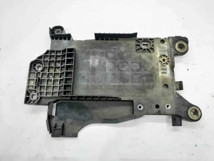 BMW 2 F45 (2014 - 2021) 9304350 Ящик аккумулятора — фото 1