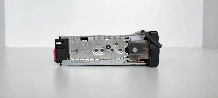 Nissan Almera Tino (2000 - 2003) 7642174310 Магнитола / мультимедийная система — фото 4