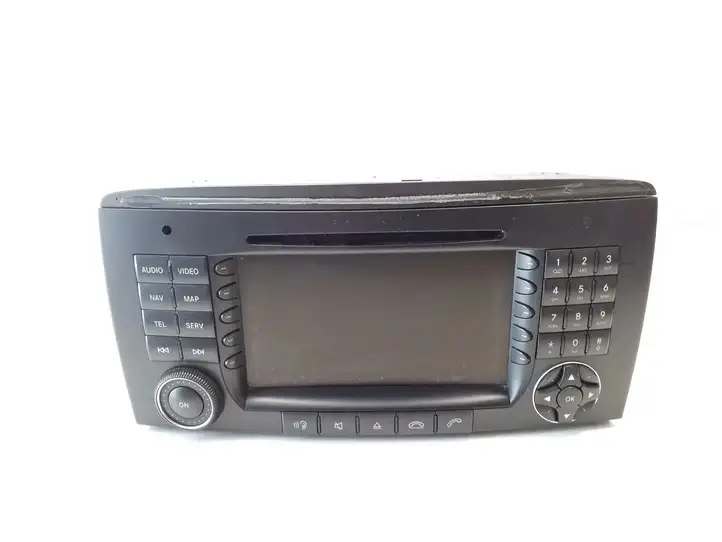 Mercedes-Benz R W251 (2005 - 2013) A2518703489 Магнитола / мультимедийная система — фото 1