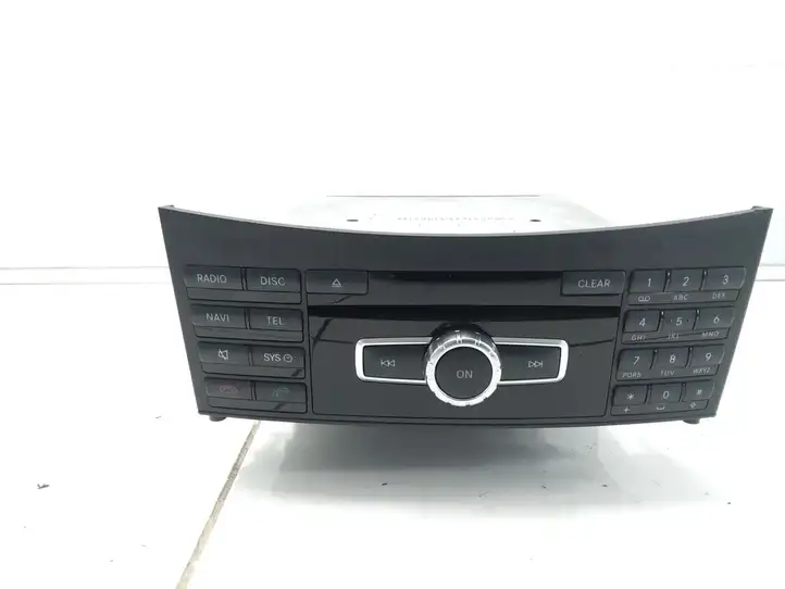 Mercedes-Benz E W212 (2009 - 2016) A2129008524 Магнитола / мультимедийная система — фото 1