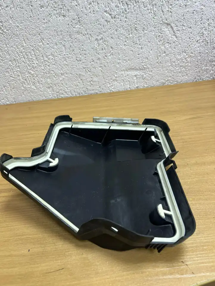 BMW X5 E70 (2006 - 2013) 12907555124 Крышка ящика предохранителей — фото 7