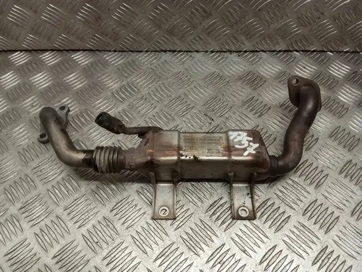 Toyota Corolla Verso AR10 (2004 - 2009) 256800R01000 Охладитель клапана EGR — фото 1