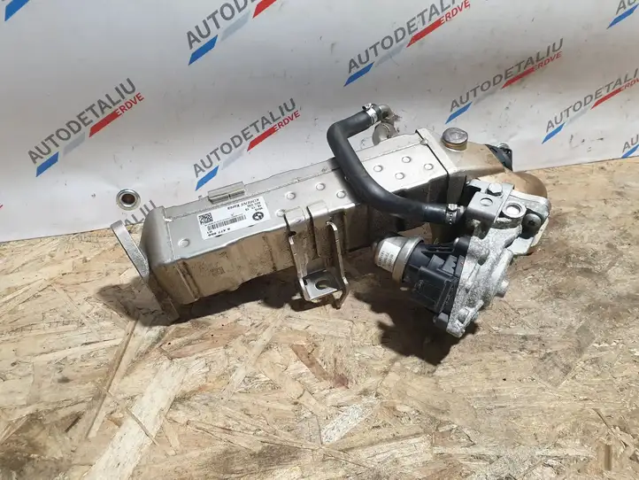 BMW 2 F22 F23 (2013 - 2017) 8477659 Охладитель клапана EGR — фото 9