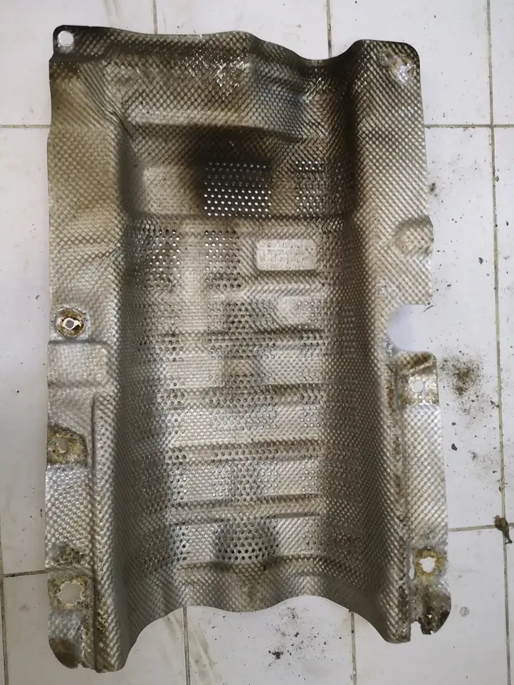 BMW 3 F30 F35 F31 (2012 - 2018) 7241756 Теплоизоляция (теплозащита) — фото 1