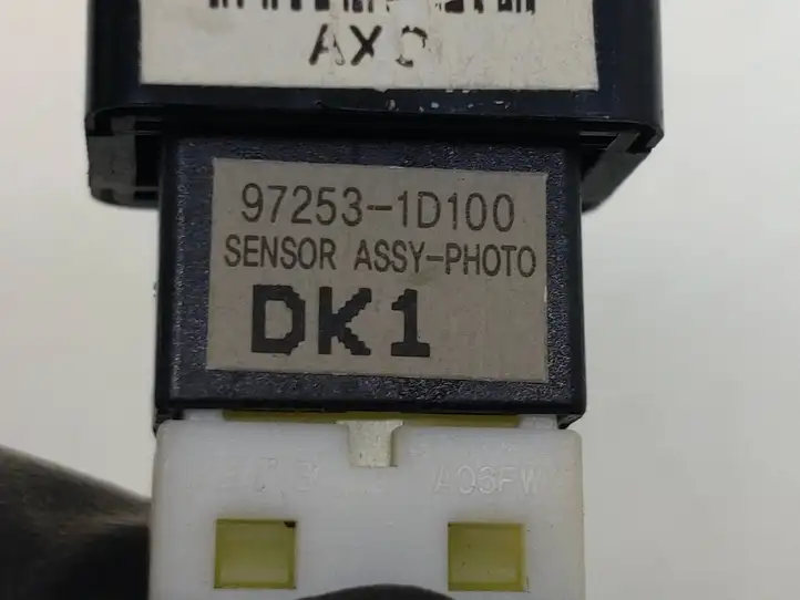Hyundai i30 (2007 - 2012) 972531D100 Датчик света — фото 5