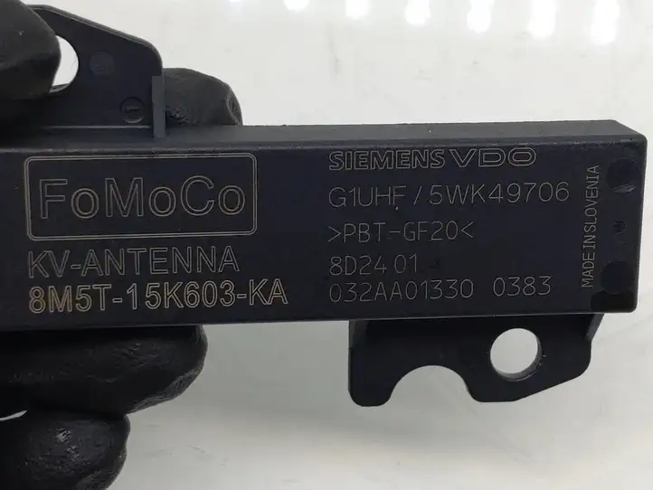 Ford Kuga I (2008 - 2012) 8M5T15K603KA Усилитель антенны — фото 5
