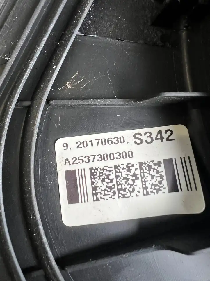 Mercedes-Benz GLC X253/C253 (2015 - ) A2537300300 Форточка двери — фото 7