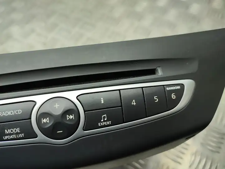 Renault Laguna III (2007 - 2015) 281150013R Магнитола / мультимедийная система — фото 8