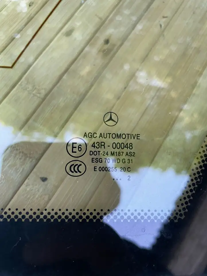 Mercedes-Benz C W204 (2007 - 2014) A2046701254 Заднее боковое стекло — фото 3