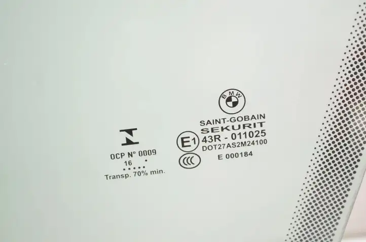 BMW 2 F22 F23 (2013 - 2017) 7268723 Стекло передней двери — фото 3