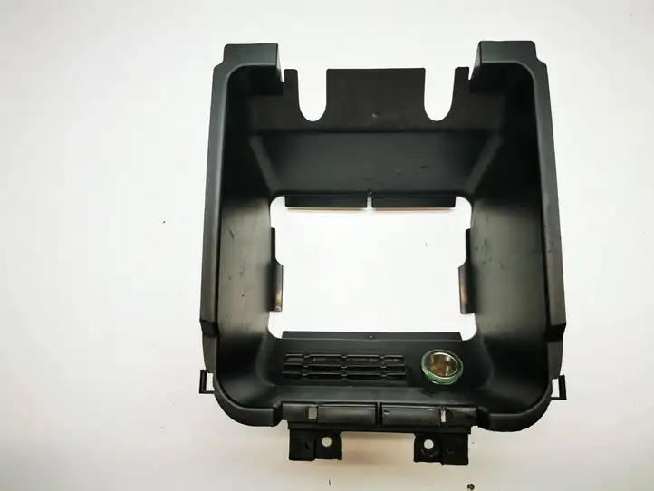 Land Rover Range Rover L322 (2002 - 2005) 8264232 Розетка 12V (передняя) — фото 1