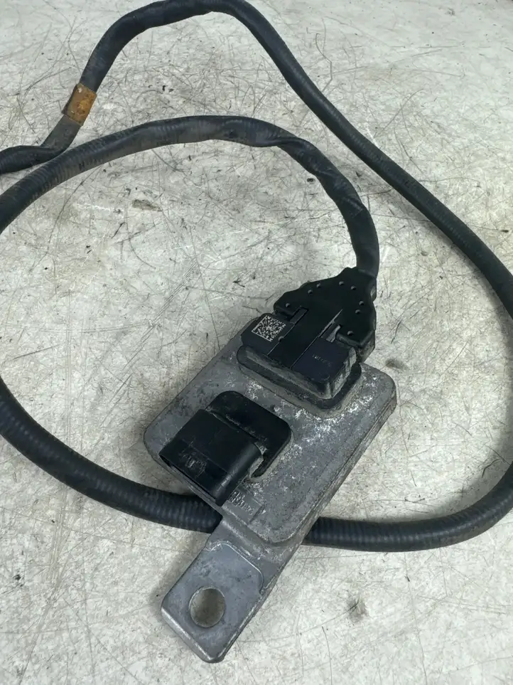 Audi A4 S4 B8 8K (2011 - 2015) 8K0907807J Лямбда-зонд — фото 1