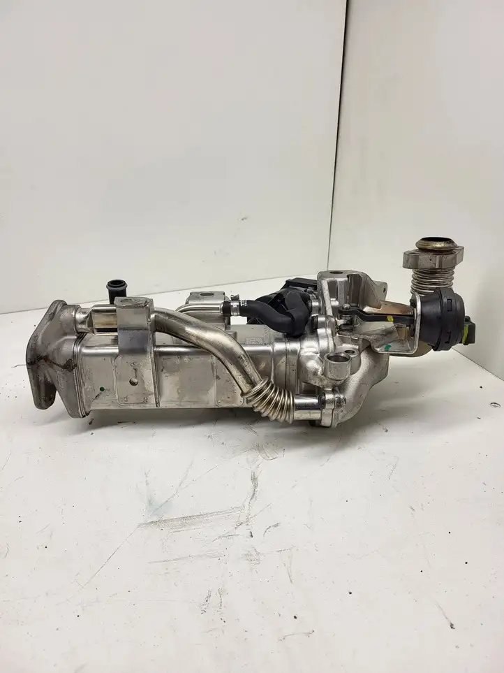 BMW 3 F30 F35 F31 (2012 - 2018) 7822350 Охладитель клапана EGR — фото 2