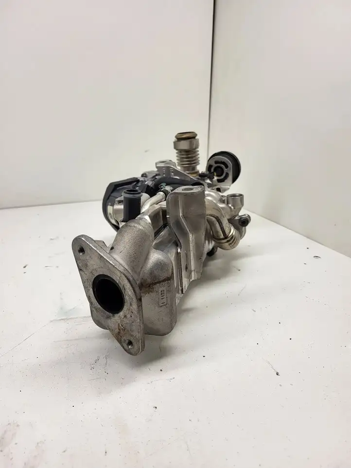 BMW 3 F30 F35 F31 (2012 - 2018) 7822350 Охладитель клапана EGR — фото 3