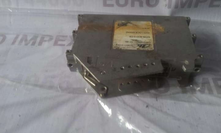 92GB2DC013-CB Ford Scorpio Variklio valdymo blokas