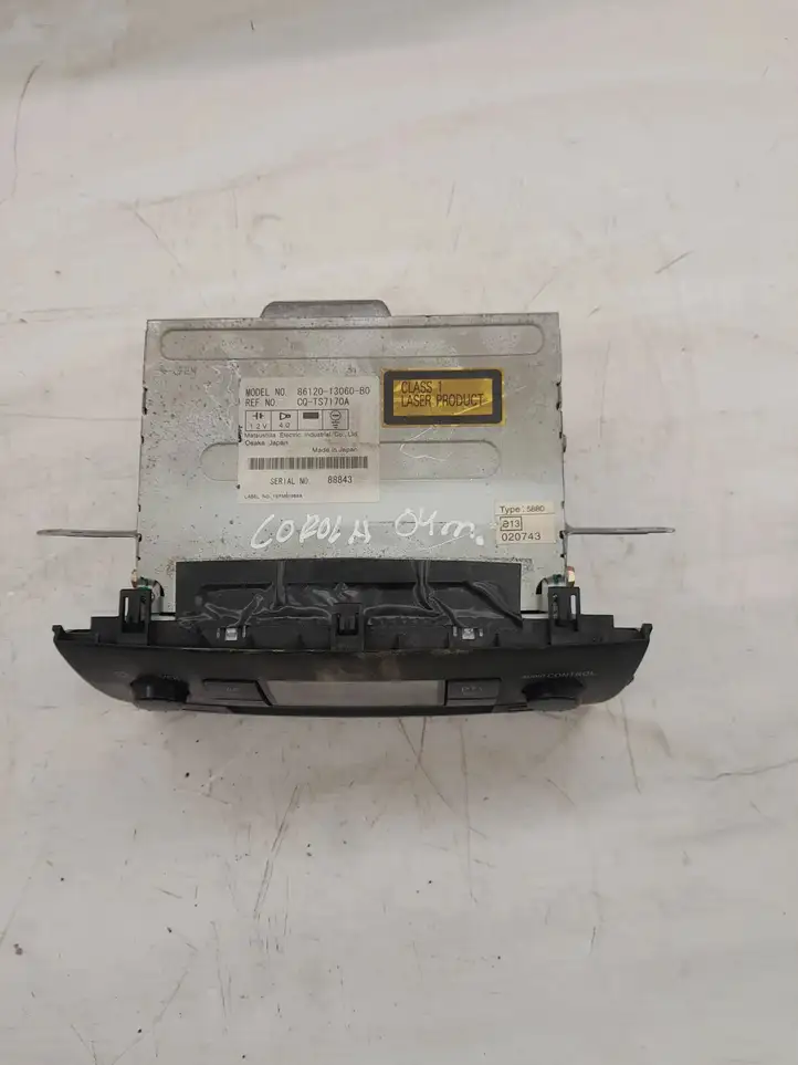 Toyota Corolla Verso E121 (2001 - 2004) 8612013060B0 Магнитола / мультимедийная система — фото 2