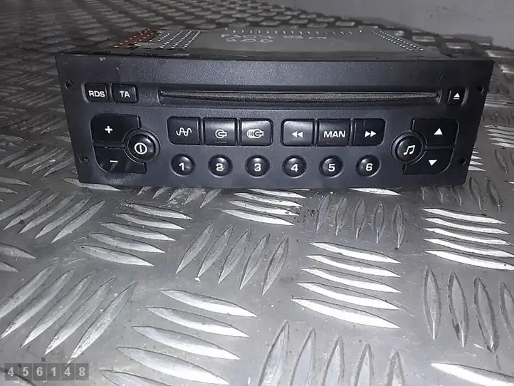 Peugeot 307 CC (2001 - 2005) 96489417 Магнитола / мультимедийная система — фото 1