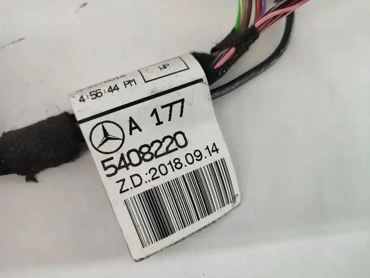 Mercedes-Benz A W177 (2018 - ) A1775408220 Проводка передней двери — фото 5
