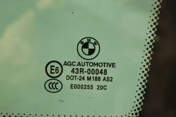 BMW X1 E84 (2009 - 2015) 2990330 Заднее боковое стекло — фото 4