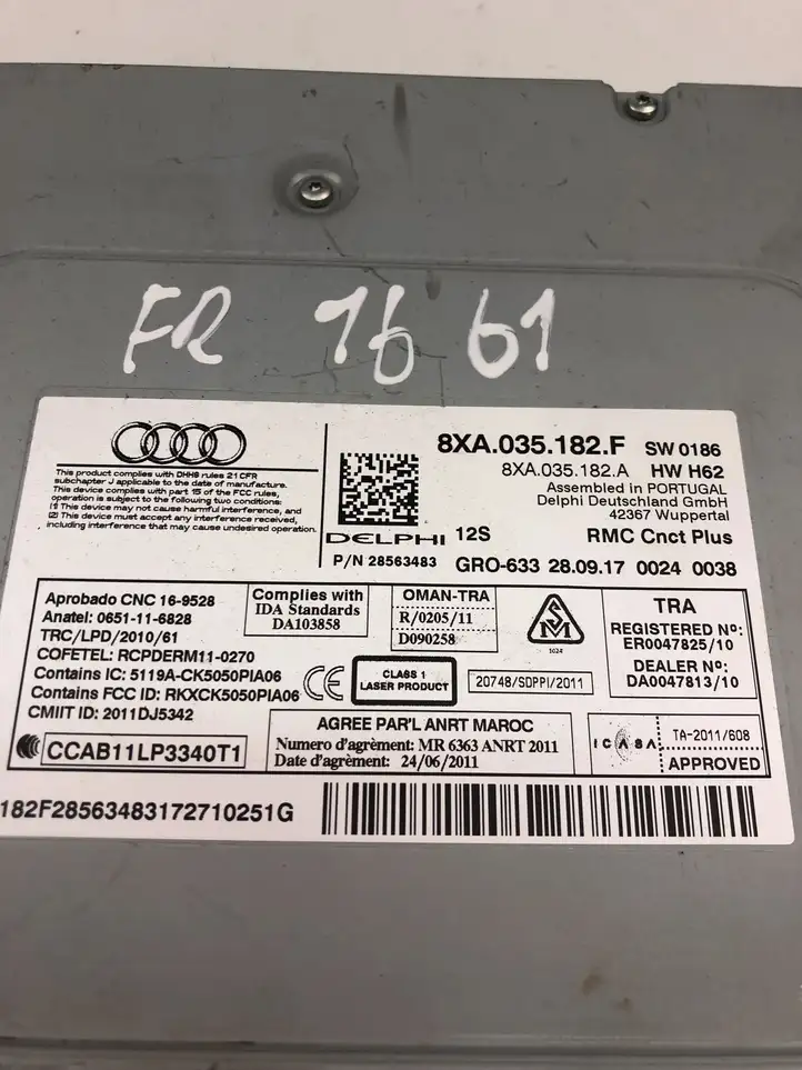 Audi A1 (2010 - 2014) 8XA035182F Магнитола / мультимедийная система — фото 4