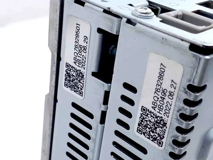 Hyundai Ioniq (2016 - ) 95660G2231VCS Магнитола / мультимедийная система — фото 2