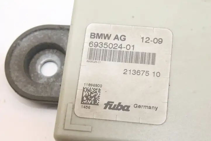 BMW X5 E70 (2006 - 2013) 6935024 Усилитель антенны — фото 6