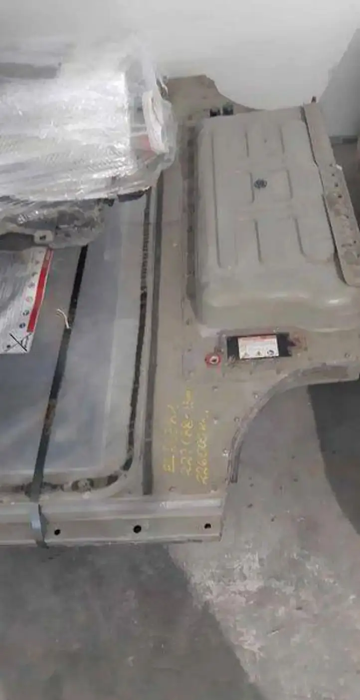 Tesla Model S (2016 - 2021) 8V182082C Модуль аккумуляторной батареи гибридного автомобиля / электромобиля — фото 1