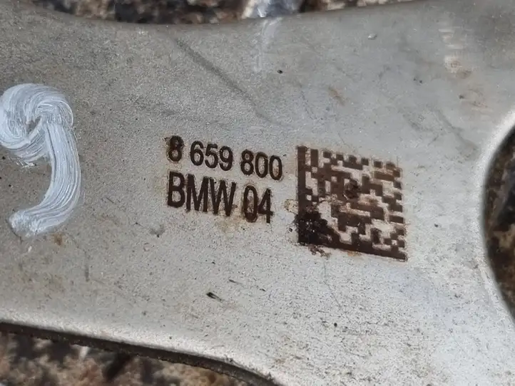 BMW 3 G20 G21 (2019 - ) 8659800 Кронштейн глушителя — фото 2