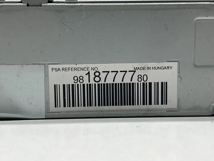 Toyota ProAce City (2016 - ) 9818777780 Магнитола / мультимедийная система — фото 9
