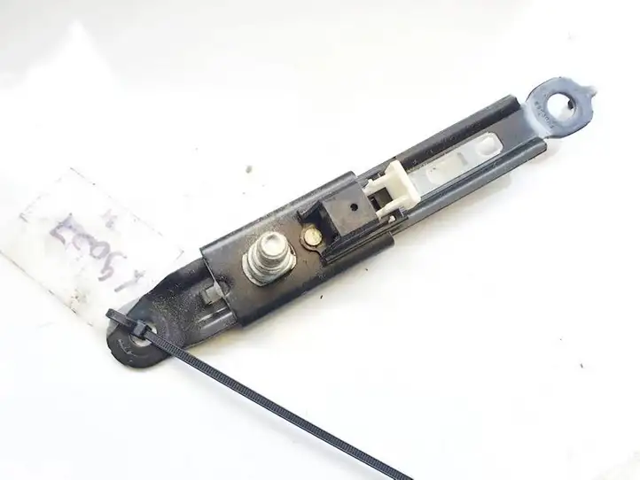 Toyota Auris 150 (2006 - 2012) Прочие внешние детали — фото 2