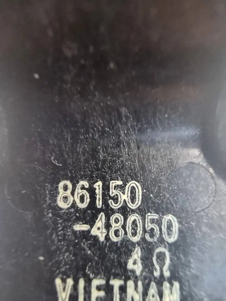 Lexus RX 450H (2019 - ) 8615048050 Твитер задних дверей — фото 3