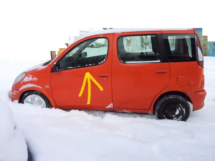 Toyota Yaris Verso (1999 - 2005) Стекло передней двери — фото 1