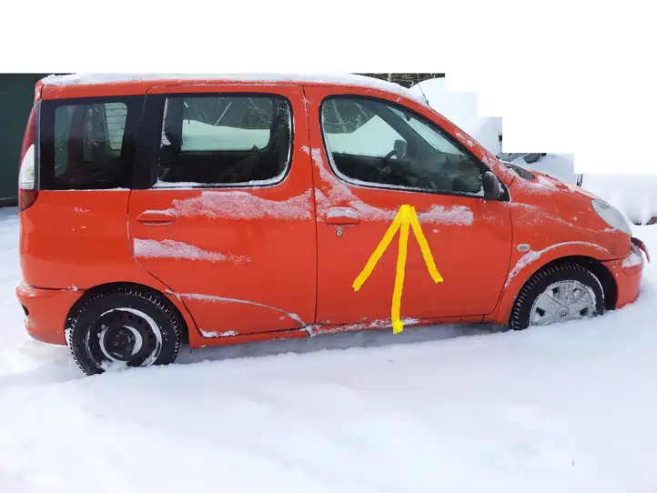 Toyota Yaris Verso (1999 - 2005) Стекло передней двери — фото 1
