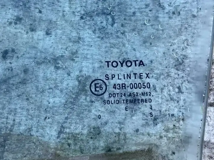 Toyota Avensis T250 (2003 - 2006) AS2M62 Стекло передней двери — фото 2