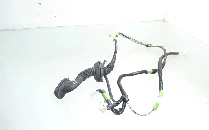 Toyota RAV 4 (XA40) (2012 - 2018) 8215342161A Проводка задней двери — фото 4