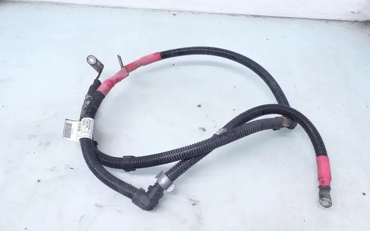 BMW 1 F20 F21 (2011 - 2019) 7624413 Плюсовой провод аккумулятора — фото 1