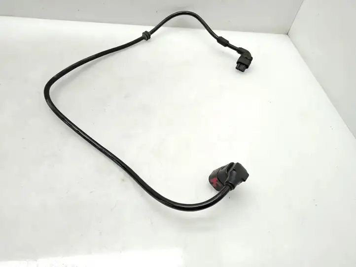 Mercedes-Benz CLA C117,X117,W117 (2013 - 2019) A2465401205 Датчик износа тормозных колодок — фото 2