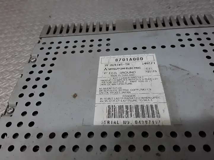Mitsubishi Grandis (2003 - 2012) 8701A080 Магнитола / мультимедийная система — фото 2
