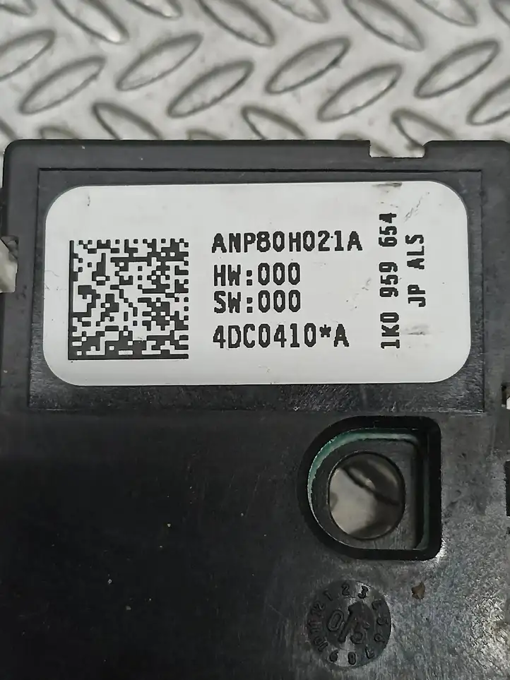 Volkswagen Touran I (2003 - 2010) ANP80H021A Датчик угла поворота руля — фото 5