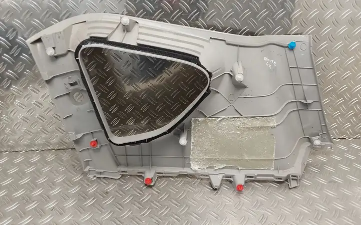Toyota RAV 4 (XA40) (2012 - 2018) 6248042131 Облицовка заднего бокового стекла — фото 3