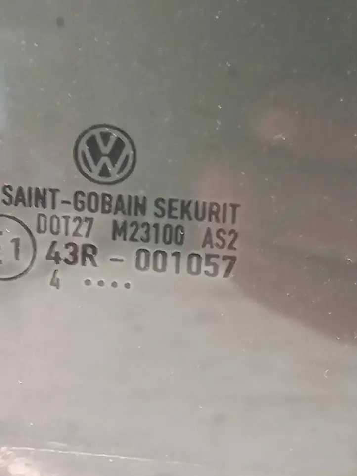 Volkswagen Golf V (2003 - 2009) 43R001057 Стекло задней двери — фото 2