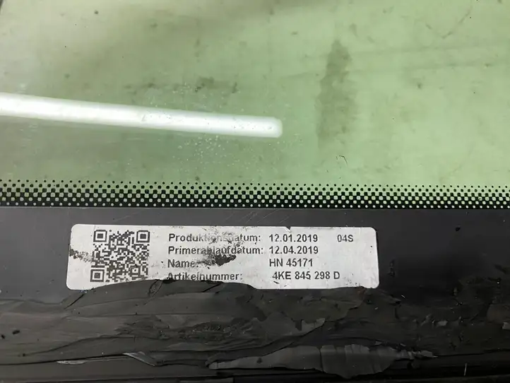 Audi e-tron (2018 - ) 4KE845298D Заднее боковое стекло — фото 6