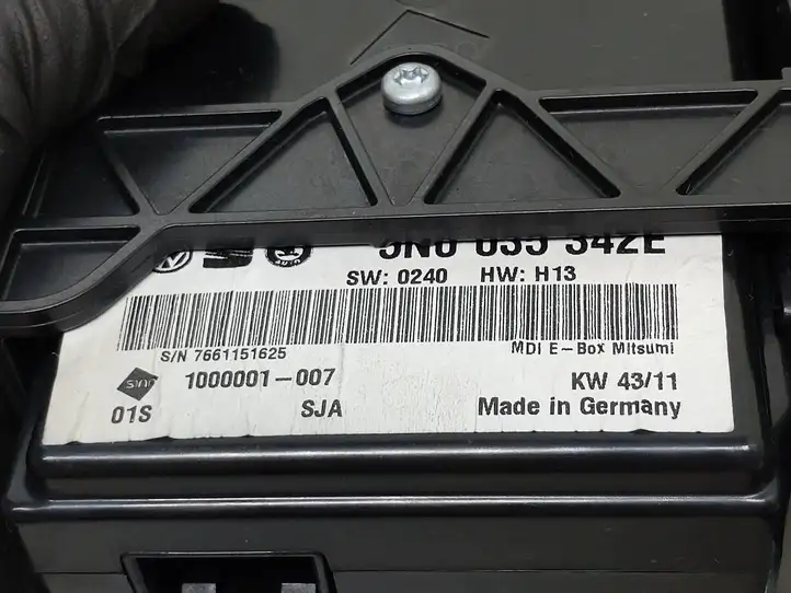 Volkswagen PASSAT B7 (2011 - 2014) 5N0035344D Контроллер мультимедийной системы — фото 4
