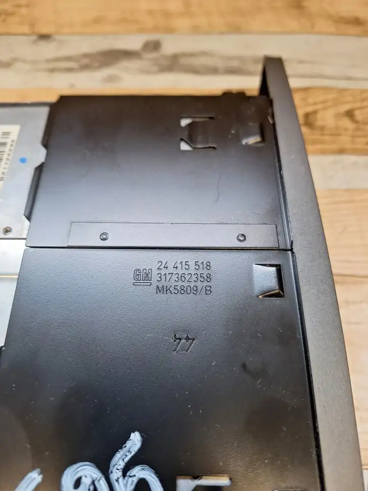 Opel Vectra C (2005 - 2009) 0600375 Магнитола / мультимедийная система — фото 5