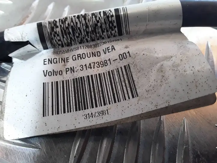 Volvo S60 (2013 - 2018) 31473981 Плюсовой провод аккумулятора — фото 2