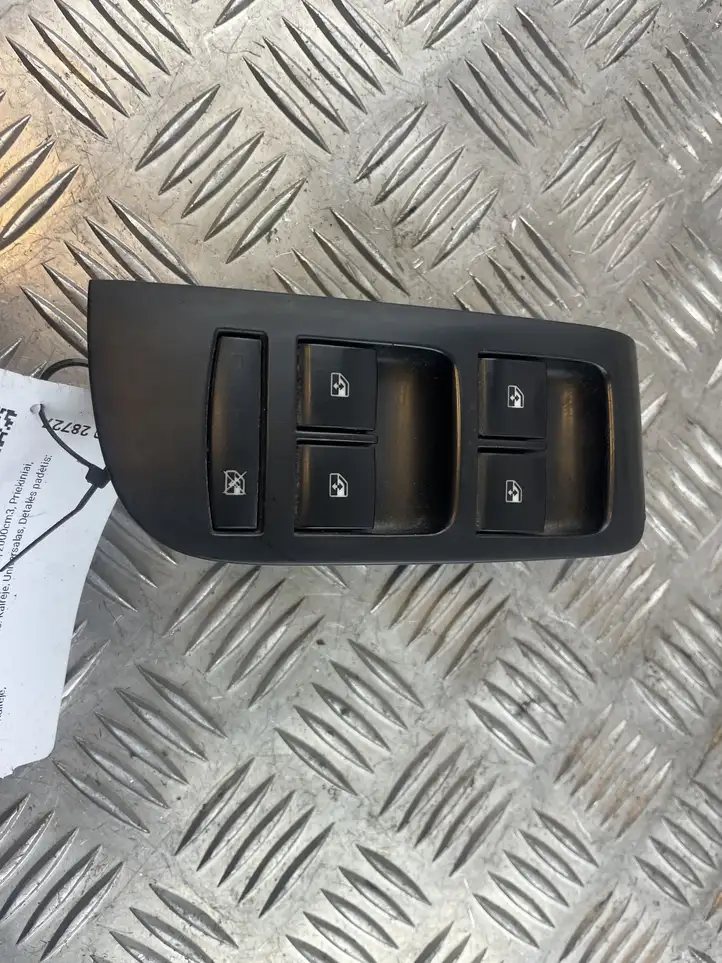 Opel Zafira C (2014 - 2016) 13305011 Блок кнопок стеклоподъемников — фото 5