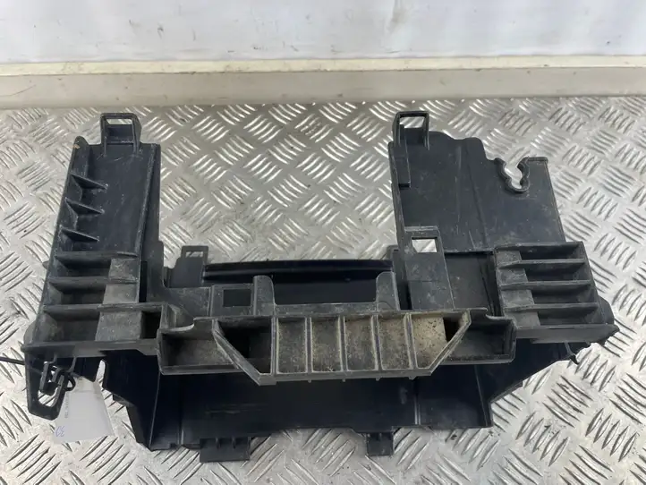 Renault Modus (2007 - 2012) 8200314272 Ящик аккумулятора — фото 2